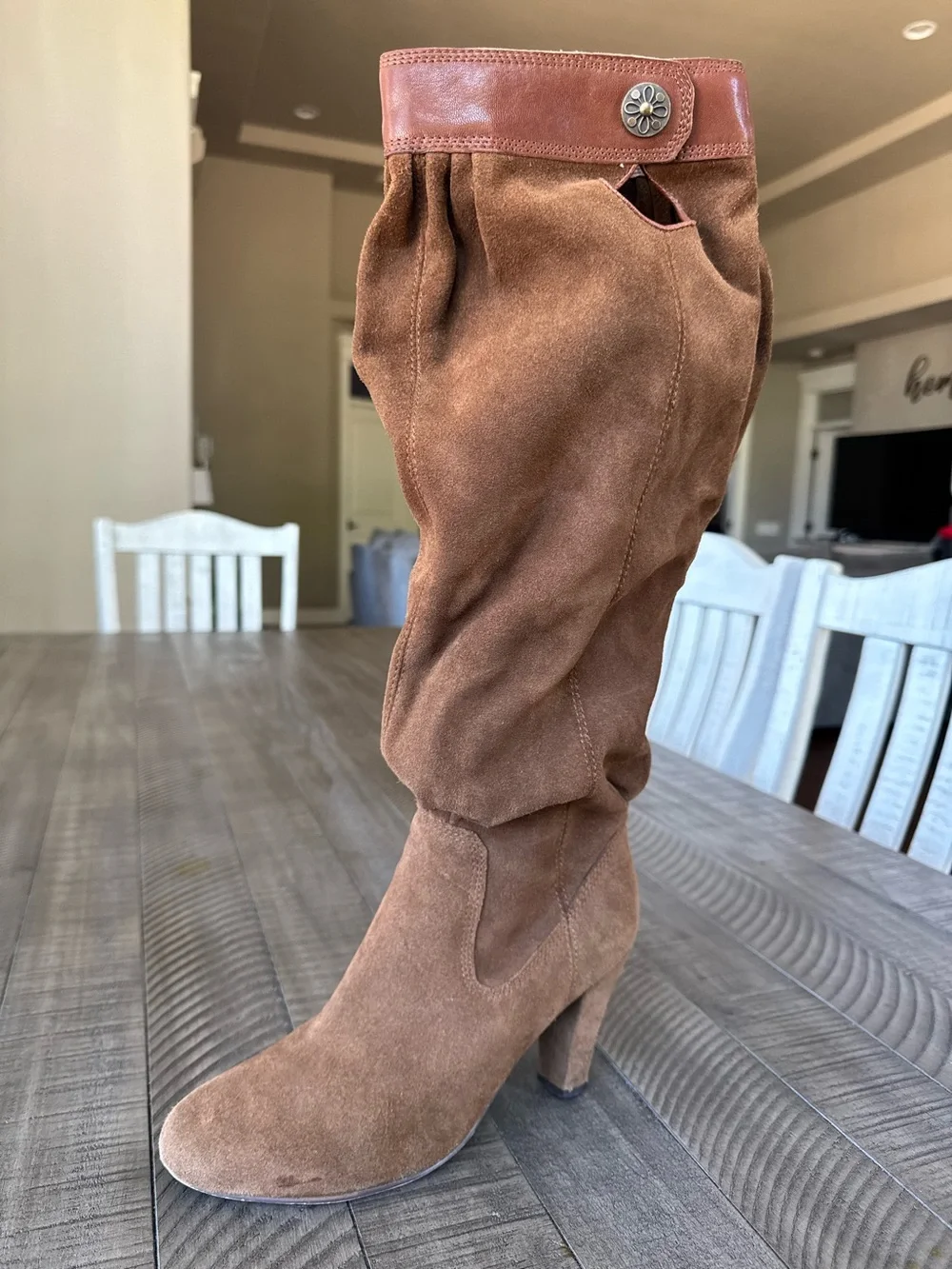 Vintage Michael Kors Festival Slouch Brown Suede Heeled Boots Women’s Size 8